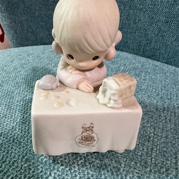 Special edition 
TEN YEARS AND STILL GOING STRONG - Picture 6 of 6